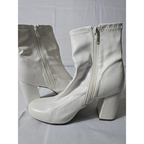 Mia White Ankle Booties Heeled Boots Faux Women Shoes Size 9 - Picture 7 of 7